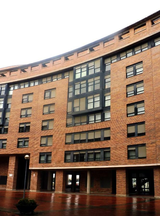 Atico En Pamplona Apartment Baranain ภายนอก รูปภาพ